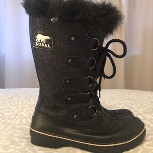 Sorel Black Sparkly Snowboots, size 9